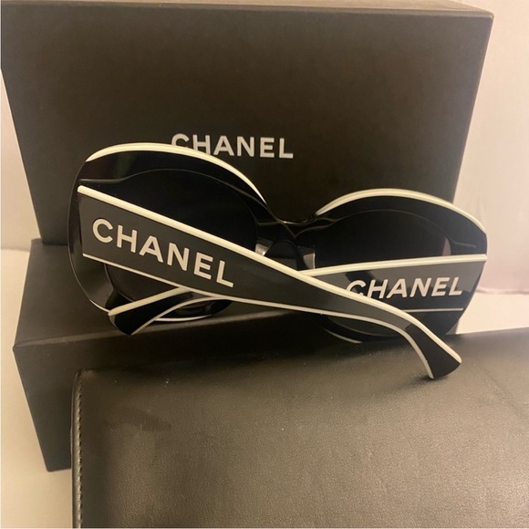 CHANEL Acetate Sunglasses - Picture 4 of 9